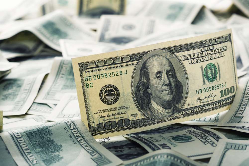Доллар поймал стабилизацию из-за решений про новую налоговою реформу